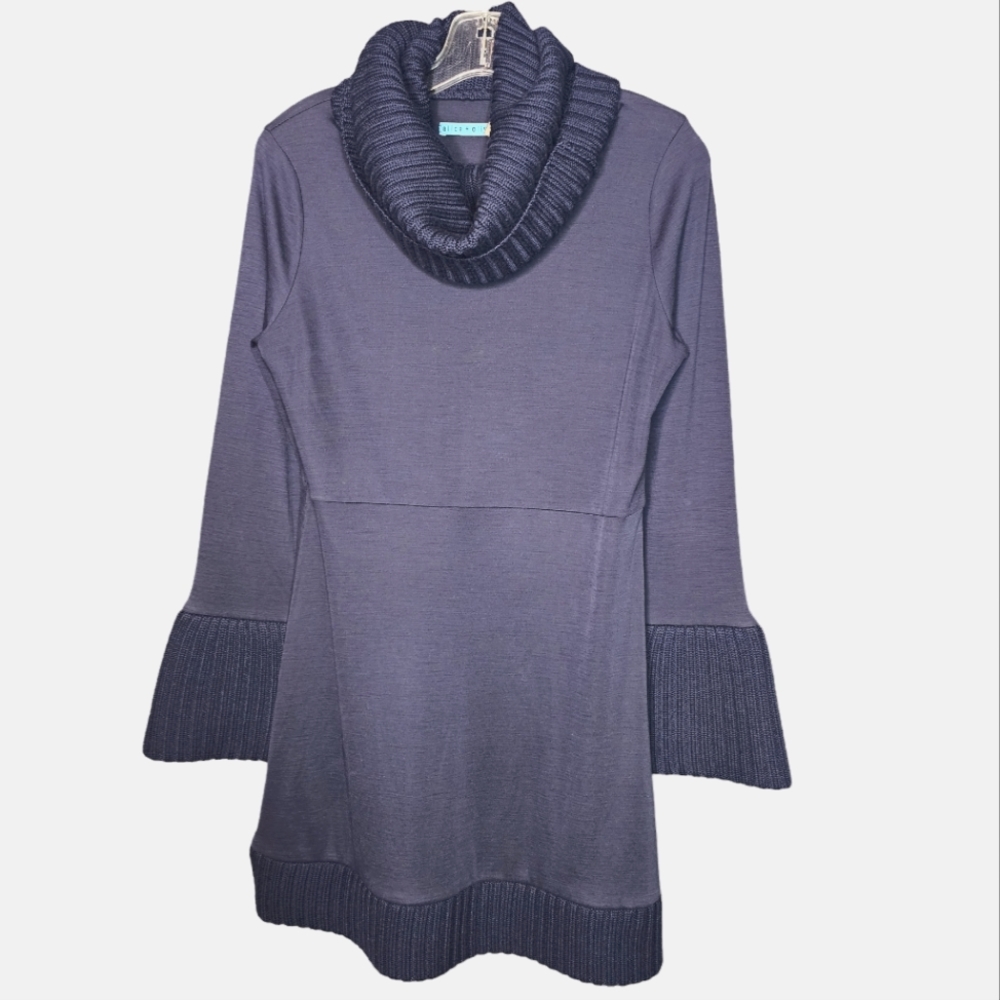 Alice & Olivia 100% Wool Cowl Neck Sweater Dress Statement Cuffs and Hem Size M